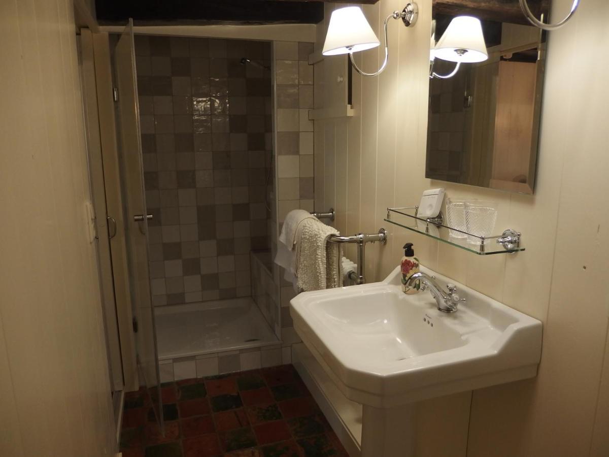 'T Souterrain Bed & Breakfast Харлинген Екстериор снимка